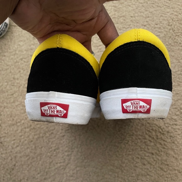 Custom Vans - Picture 5 of 8